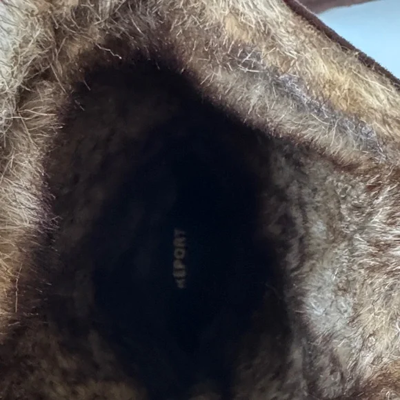 Elegant Brown Faux Suede Knee High Boots with Buckle Accent & faux fur inside. - Picture 6 of 13